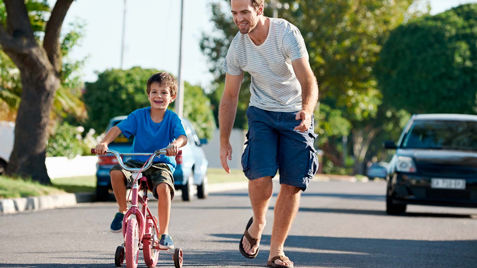 skak Rendezvous interpersonel Skubbestang til cykel - Lær dit barn at cykle på en nem måde